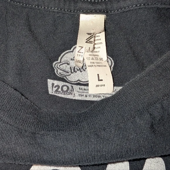 Simpsons Milhouse Tshirt - Picture 4 of 4